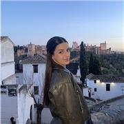 Soy Marta Waflar, universitaria y maestra en mi tiempo libre. Dinamicas divertidas para todos los niveles: A2-C1